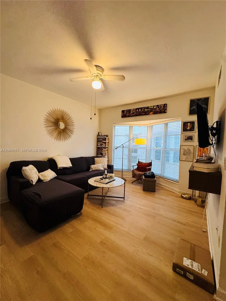 550 15t Street # 203, Miami Beach, FL 33139 photo 4