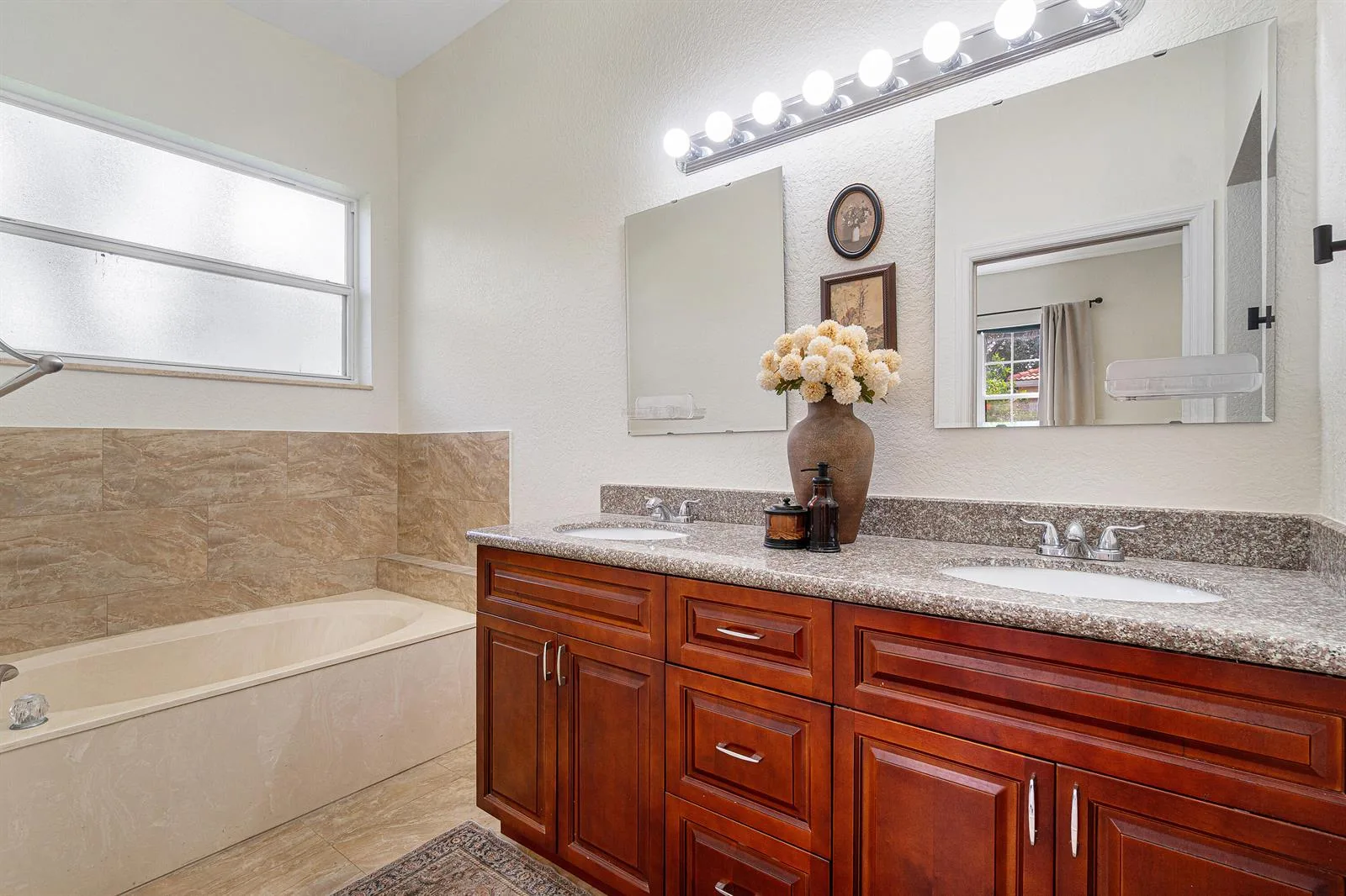 5548 Boynton Gardens Drive, Boynton Beach, FL 33437 photo 13