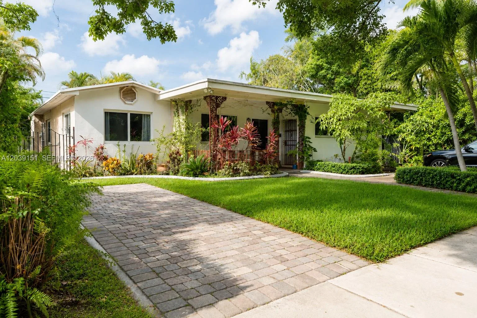 6150 SW 16th Ter, West Miami, FL 33155