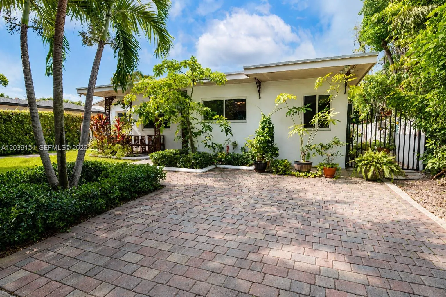 6150 SW 16th Ter, West Miami, FL 33155 photo 4