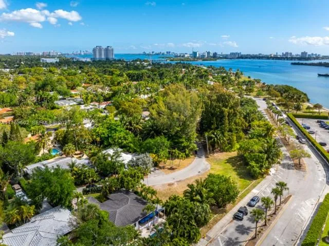 890 NE 70th St, Miami, FL 33138 photo 8
