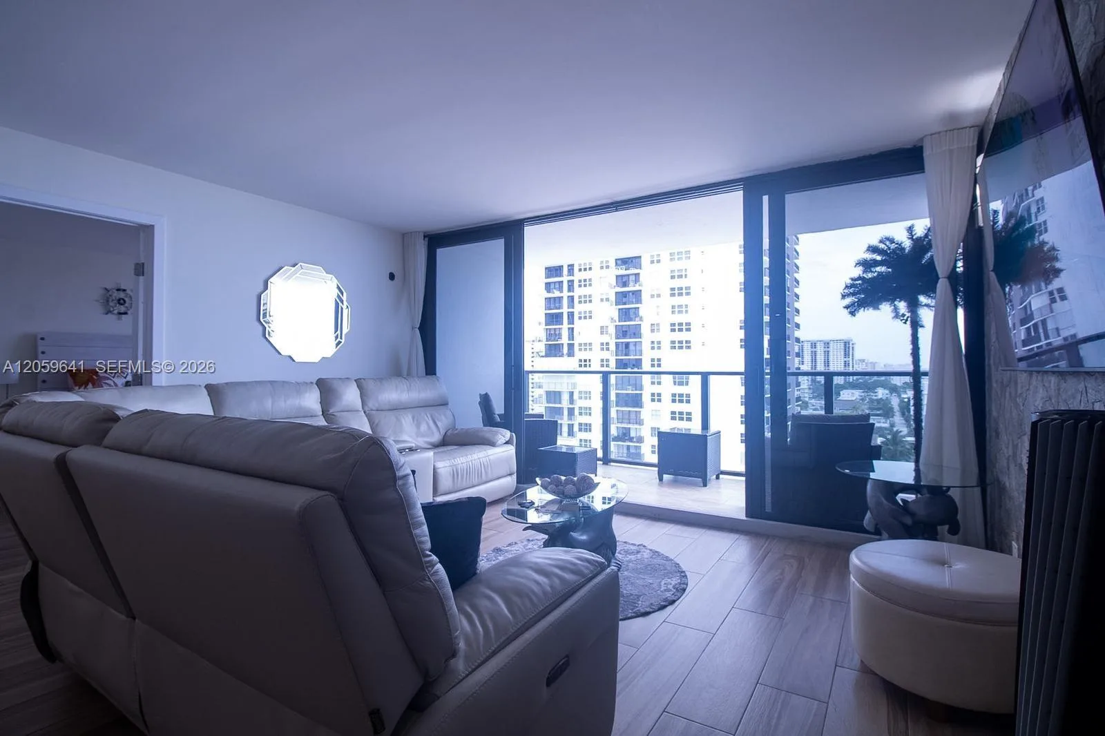 2301 S Ocean Dr # 1104, Hollywood, FL 33019 photo 4