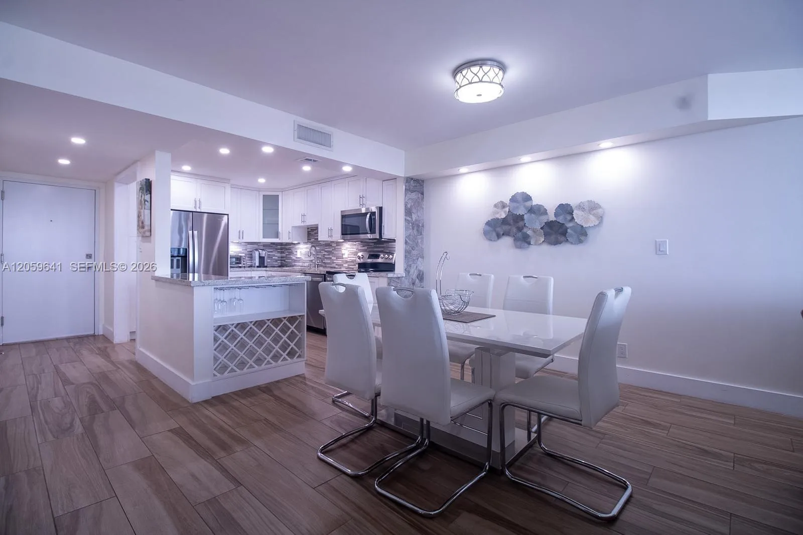 2301 S Ocean Dr # 1104, Hollywood, FL 33019 photo 7
