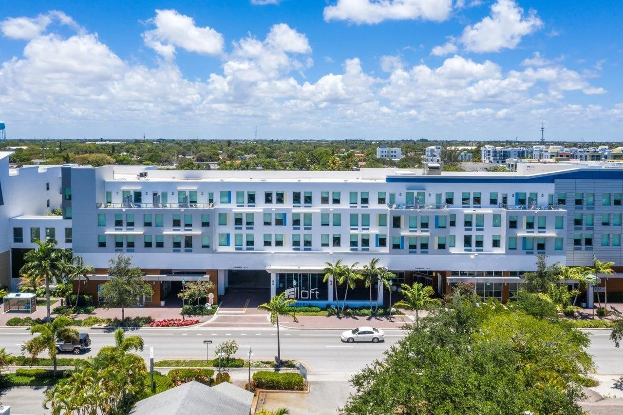 236 SE 5th Avenue # 303, Delray Beach, FL 33483