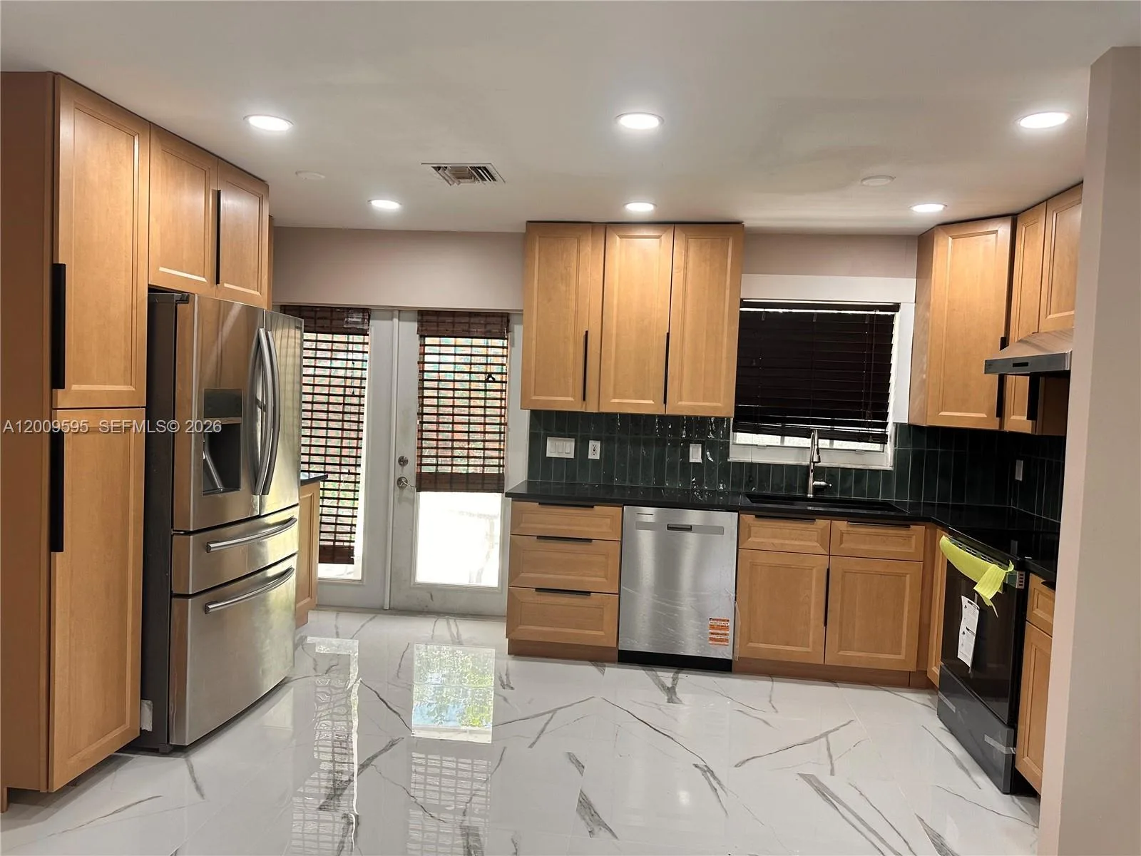 3614 Everglades Rd, Palm Beach Gardens, FL 33410
