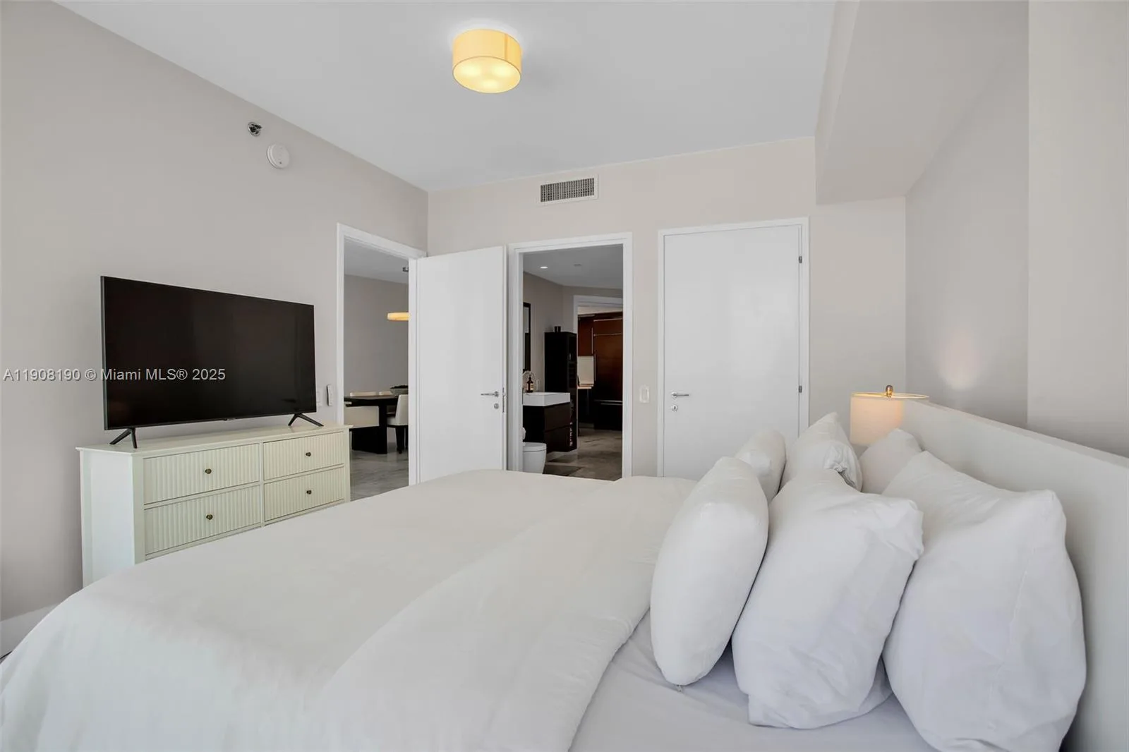 450 Alton Rd # 2110, Miami Beach, FL 33139 photo 13