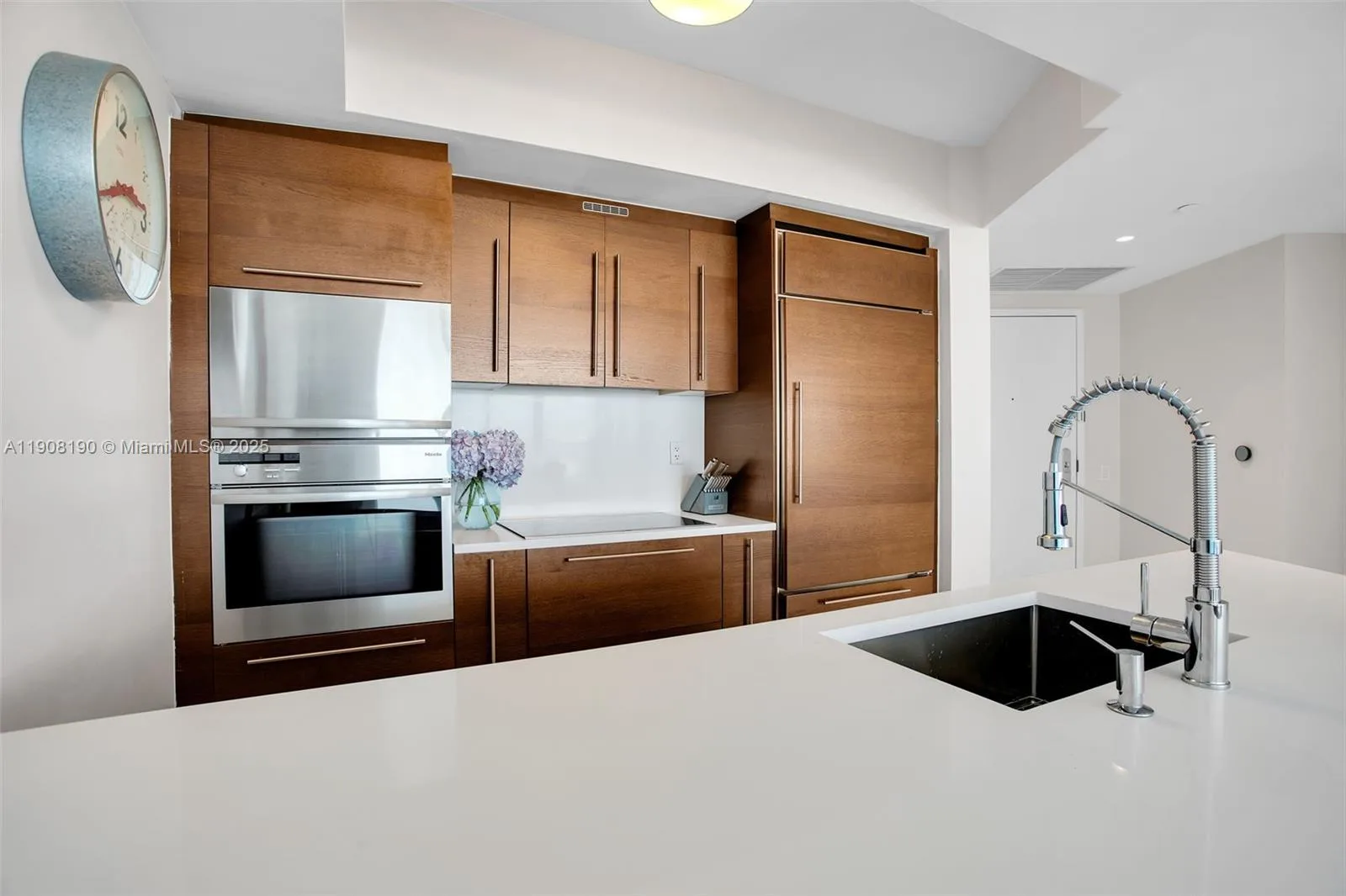 450 Alton Rd # 2110, Miami Beach, FL 33139 photo 9