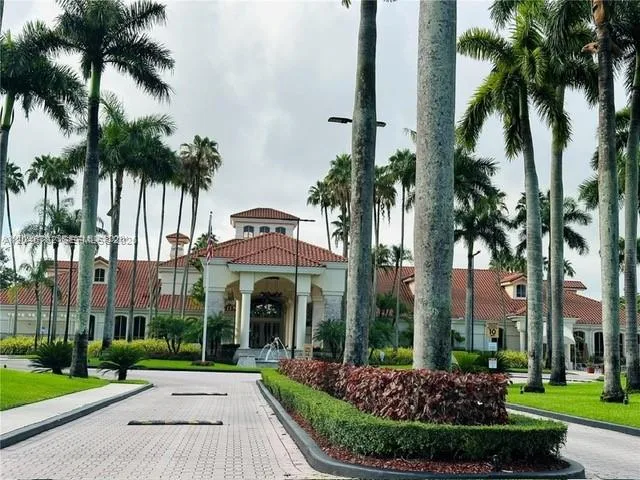 9725 NW 52nd St # 210, Doral, FL 33178