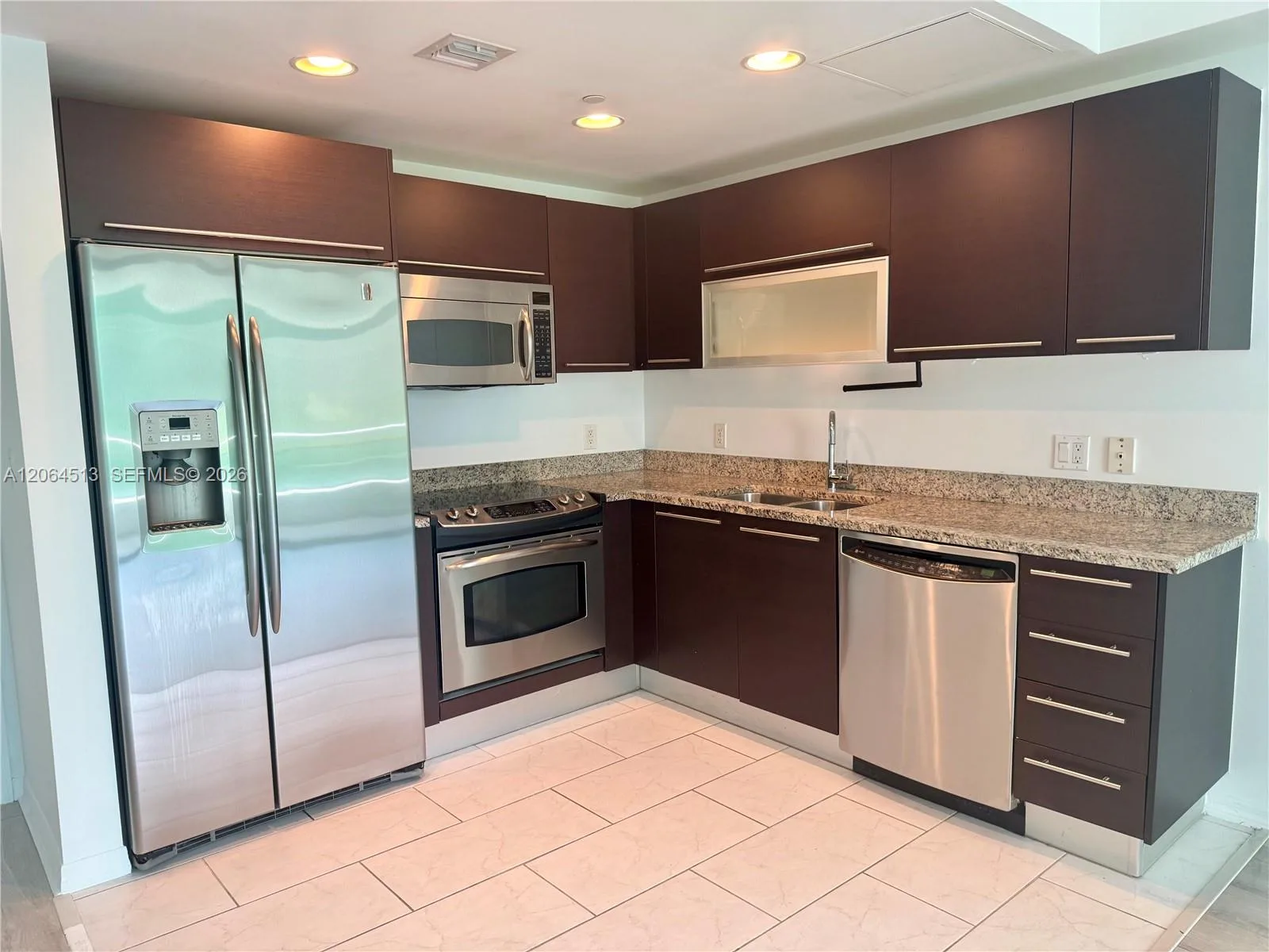 951 Brickell Ave # 409, Miami, FL 33131 photo 9