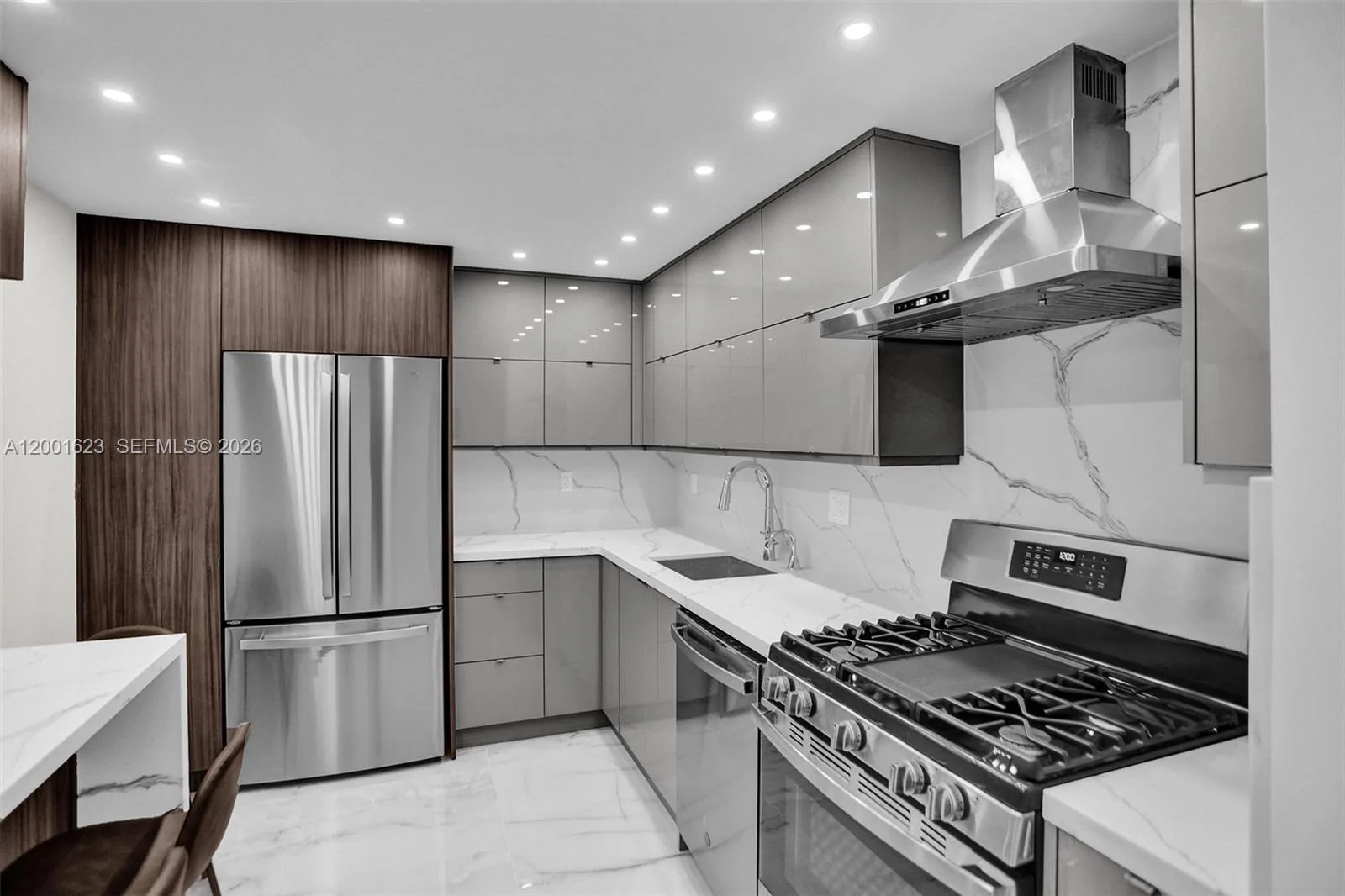 2030 S Ocean Dr # 718, Hallandale Beach, FL 33009 photo 2