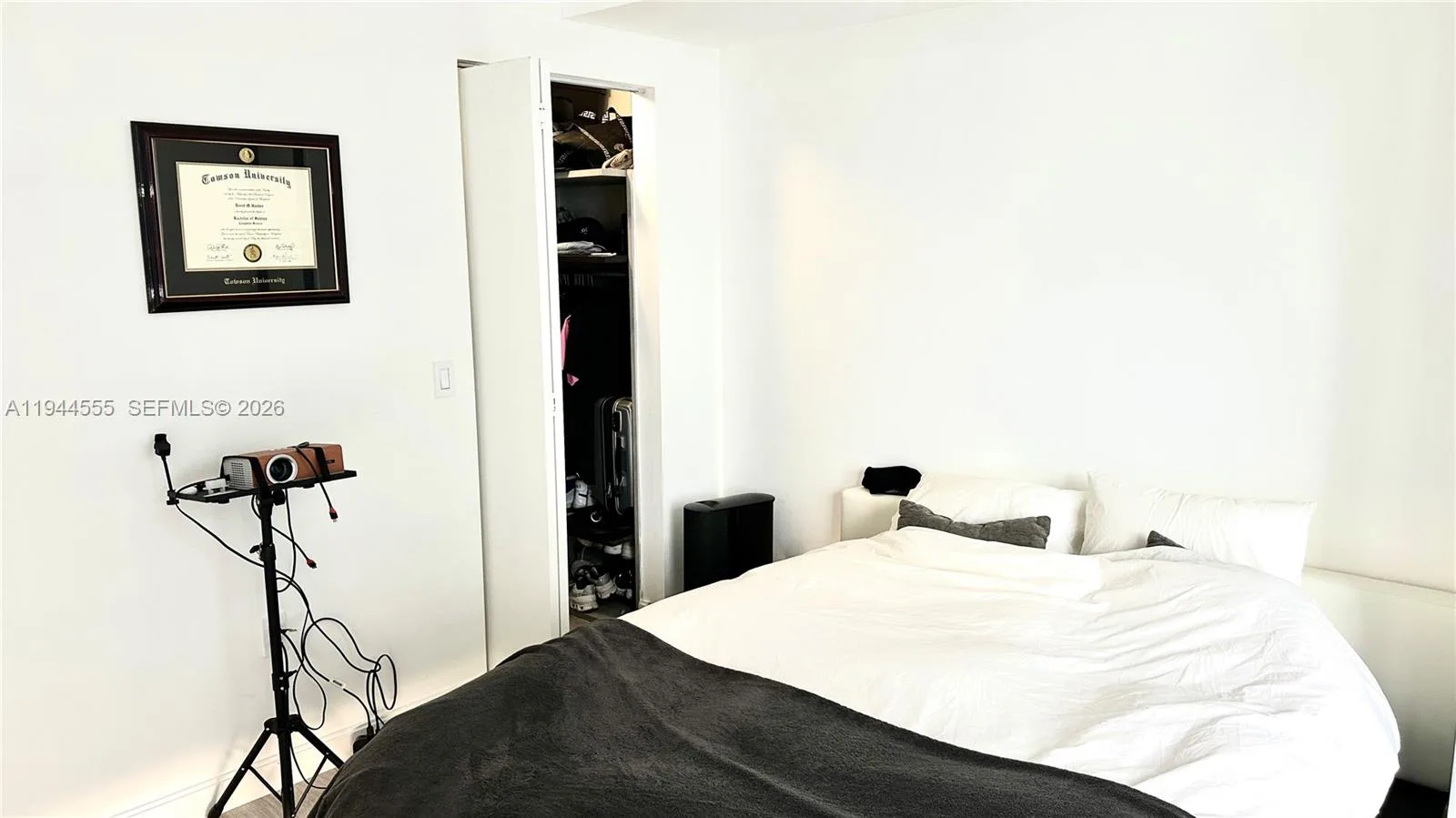 55 SW 9th St # 3702, Miami, FL 33130 photo 6