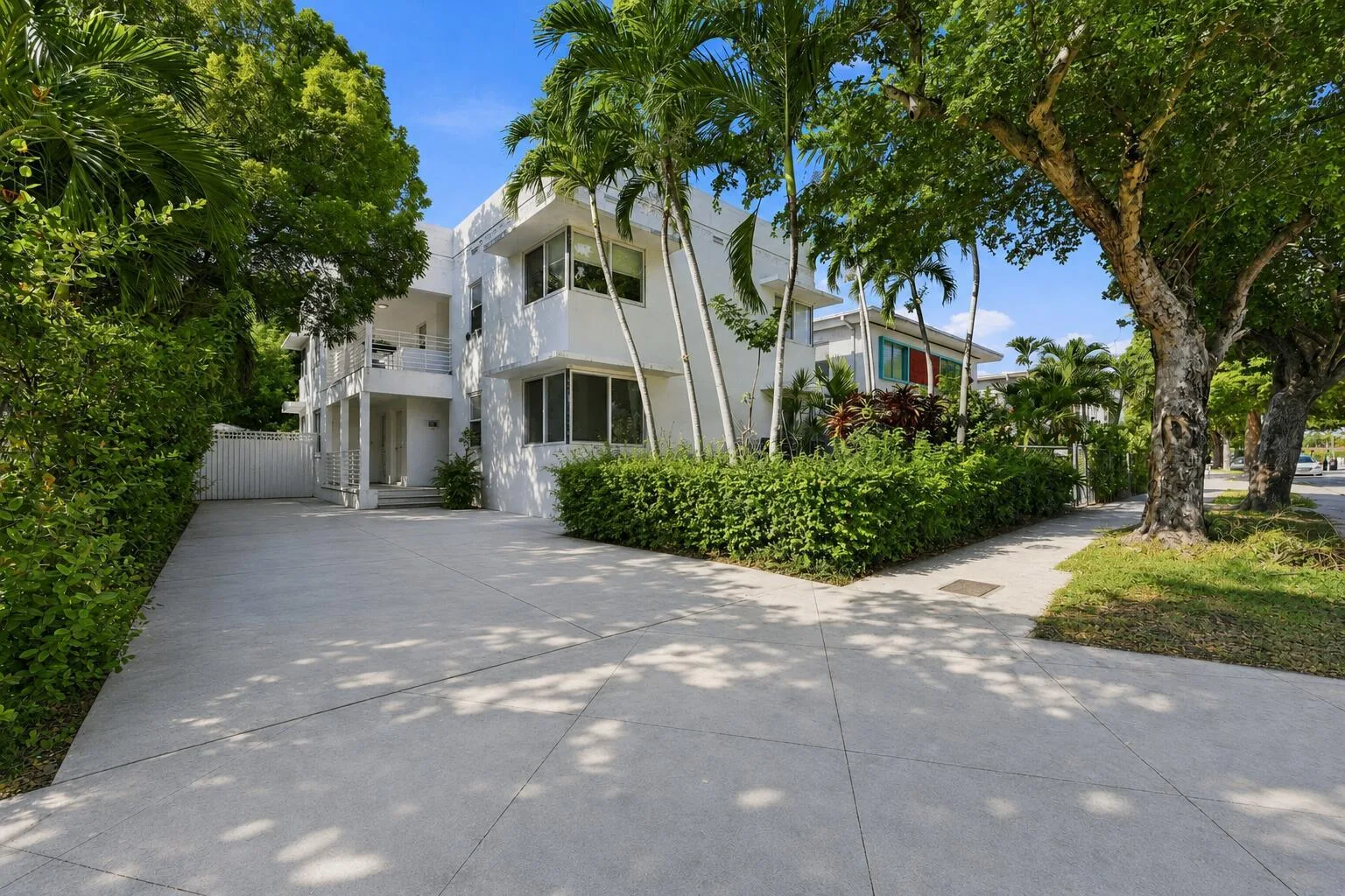 1170 71ST Street, Miami Beach, FL 33141