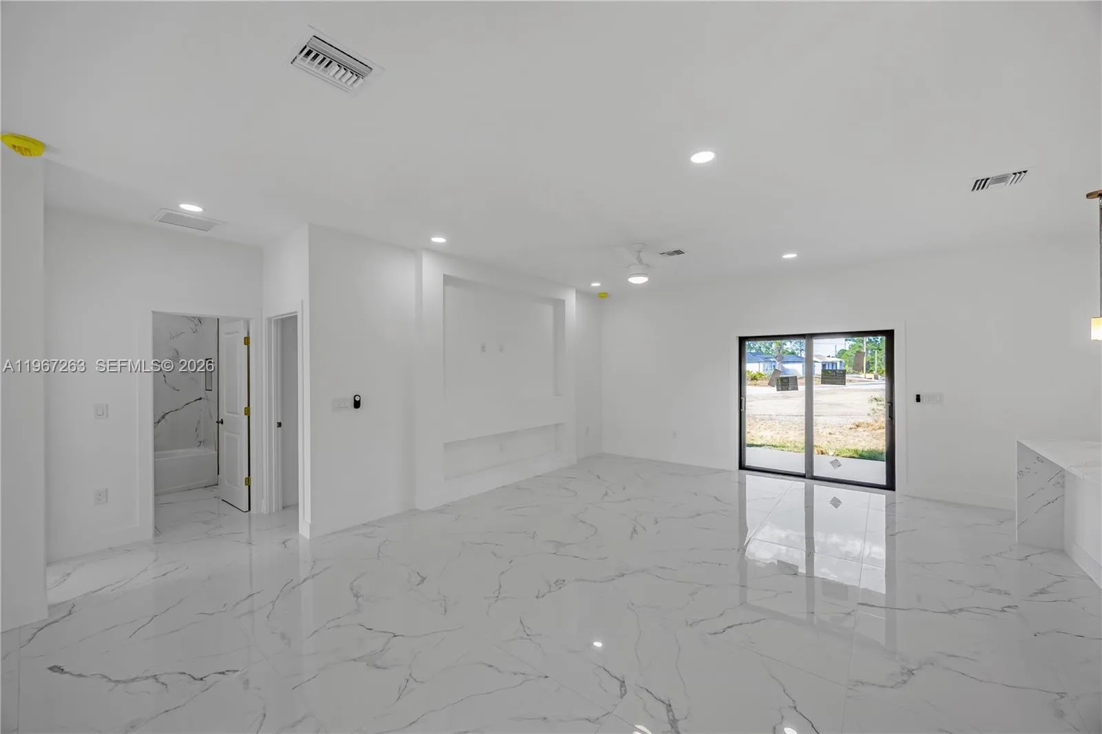 809 Vance Ave E, Lehigh Acres, FL 33974 photo 4
