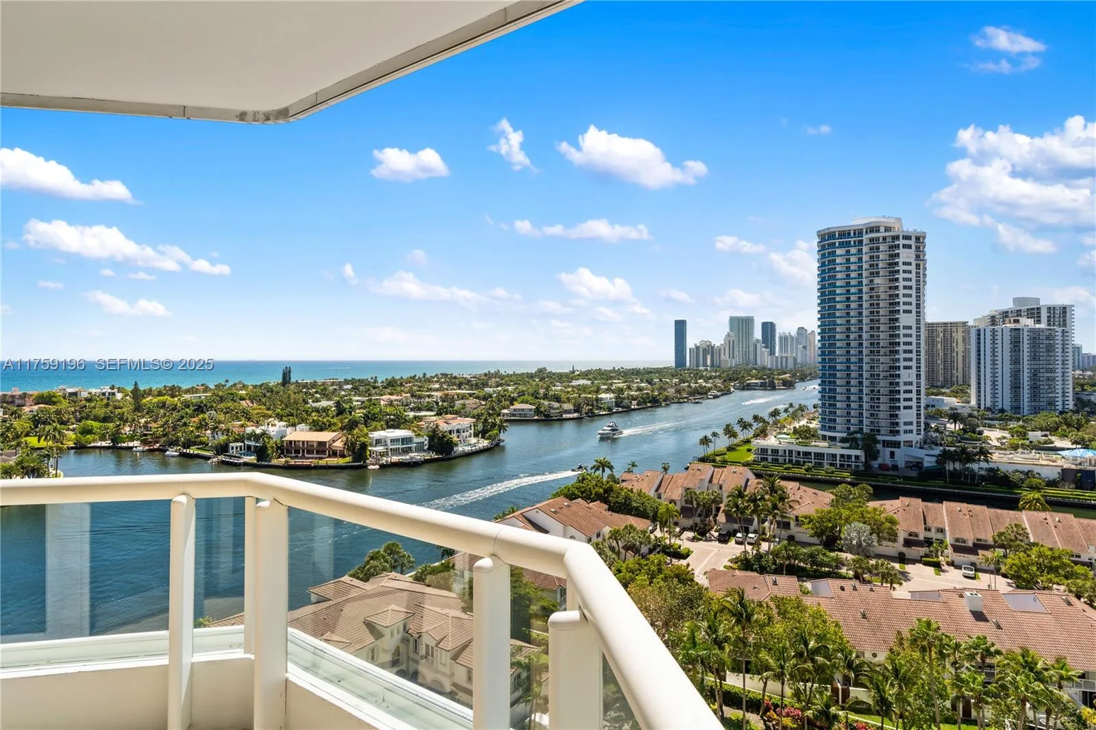 21050 Point Place # 1505, Aventura, FL 33180