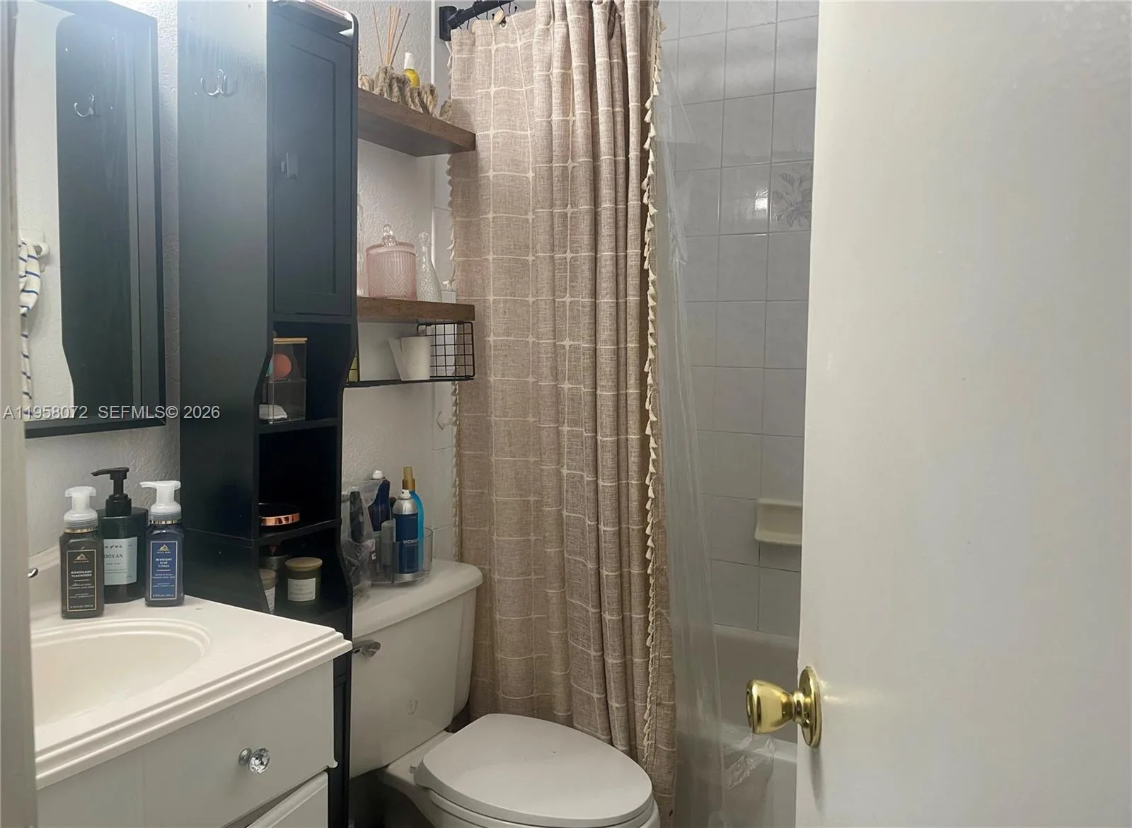 8851 NW 119th St # 6102, Hialeah Gardens, FL 33018 photo 12