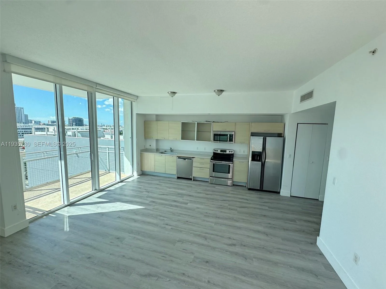 350 NE 24th St # 1001, Miami, FL 33137 photo 3