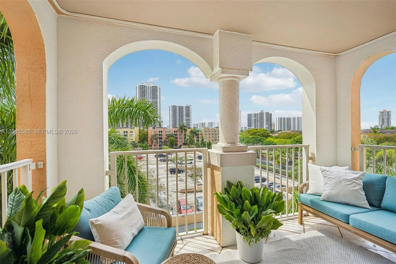 19701 E Country Club Dr # 5603, Aventura, FL 33180