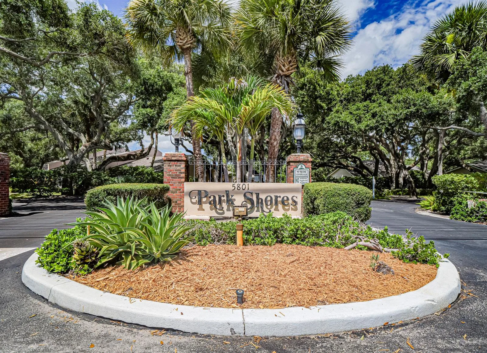 219 E Park Shores Circle # 219B, Indian River Shores, FL 32963