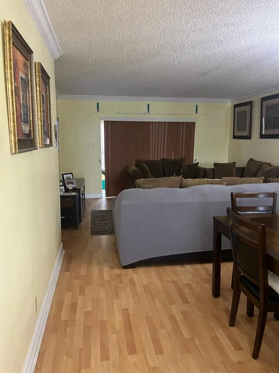 9905 Twin Lakes Drive # 26-g, Coral Springs, FL 33071 photo 2