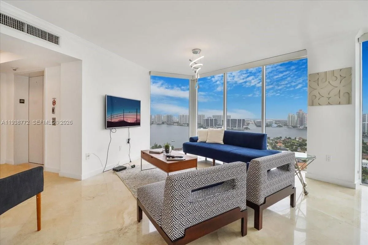 18671 Collins Ave # 2404, Sunny Isles Beach, FL 33160 photo 3