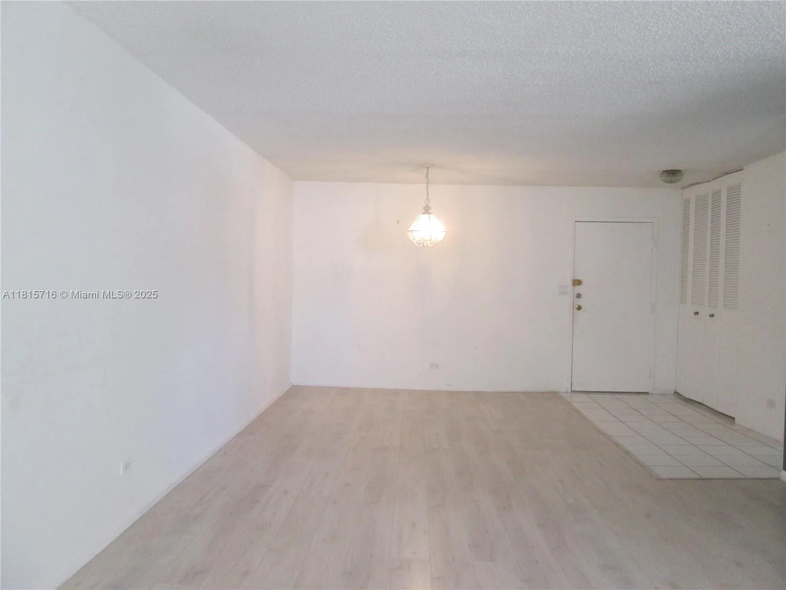 250 174th St # 218, Sunny Isles Beach, FL 33160 photo 6
