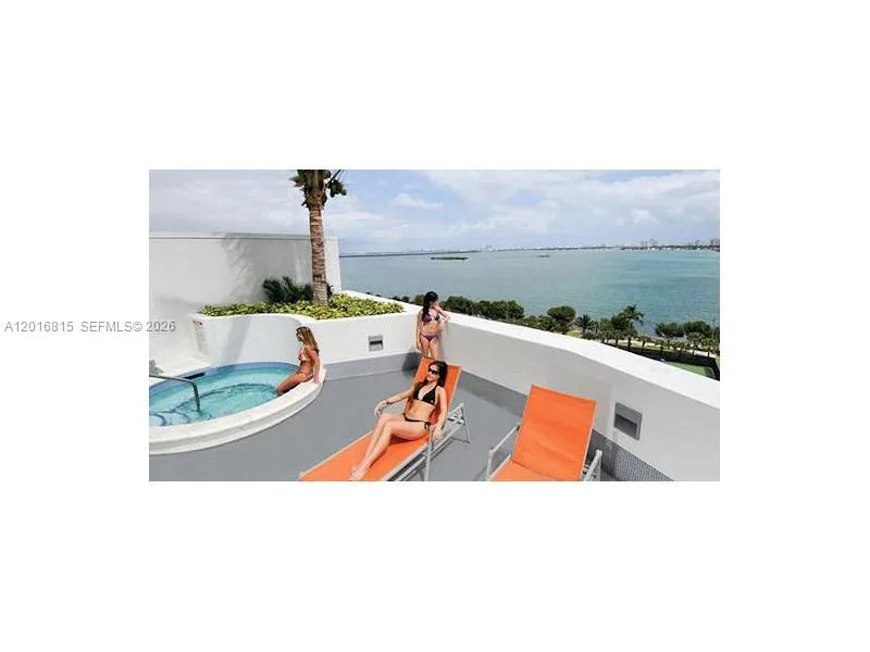 1750 N BAYSHORE DR # 2412, Miami, FL 33132 photo 10