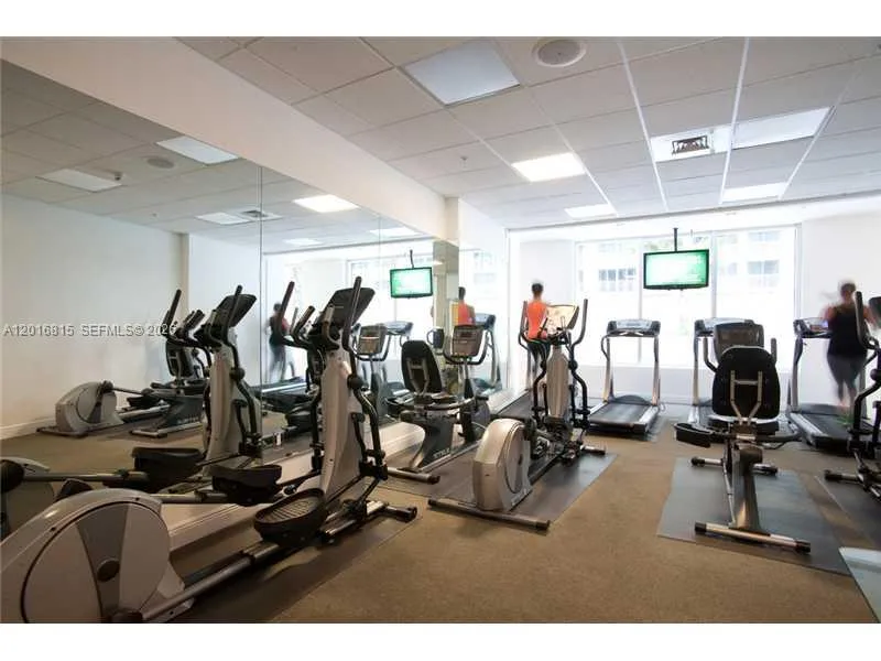1750 N BAYSHORE DR # 2412, Miami, FL 33132 photo 12