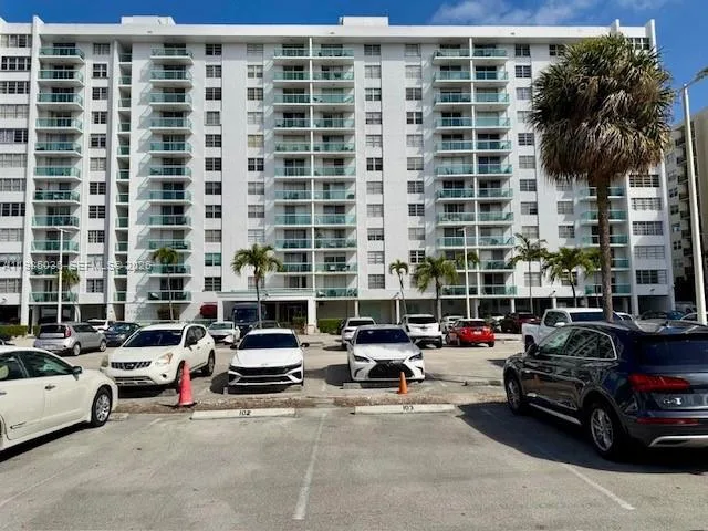 2841 NE 163rd St # 306, North Miami Beach, FL 33160