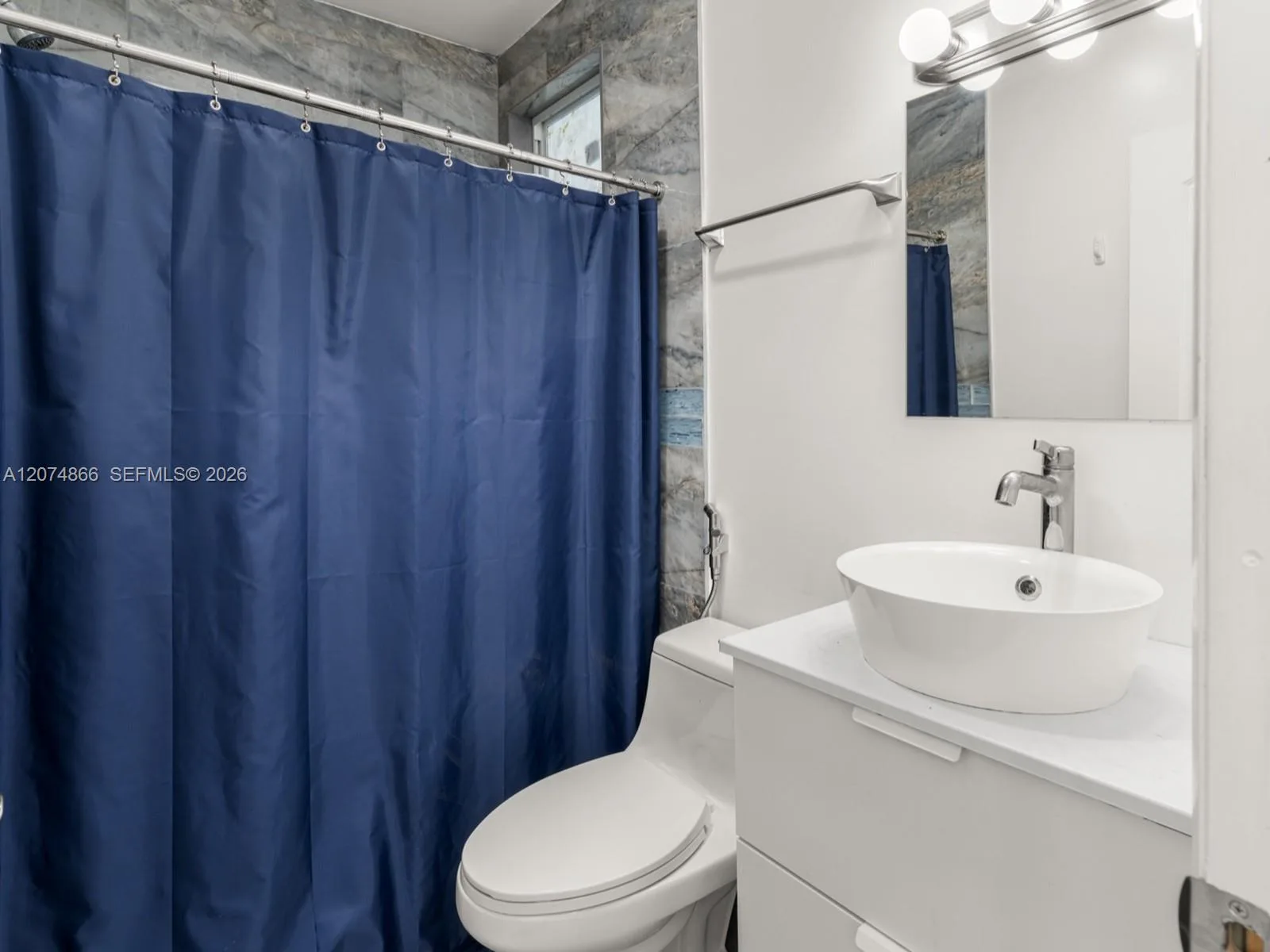 740 NW 32nd Ct, Miami, FL 33125 photo 7