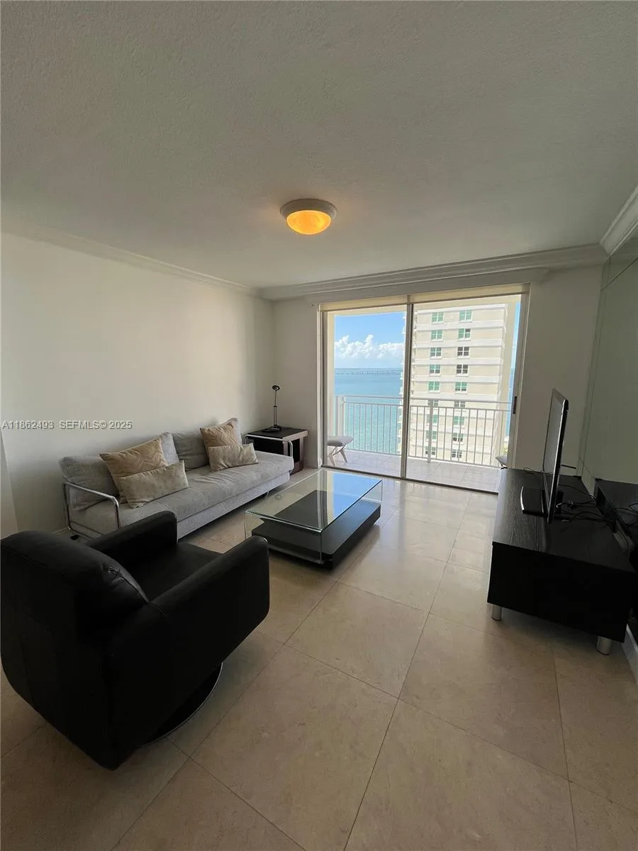 770 Claughton Island Dr # 1814, Miami, FL 33131 photo 2