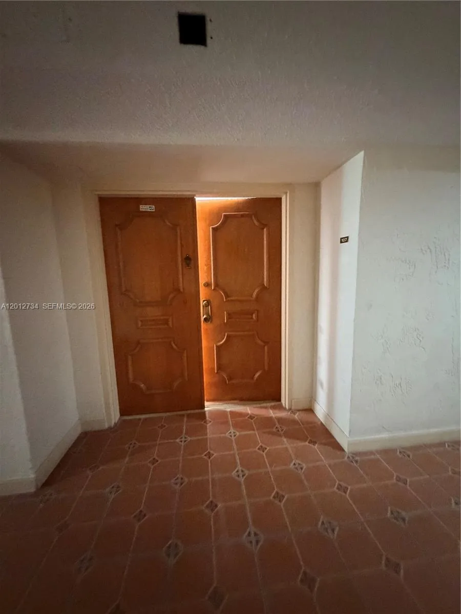 1300 SW 122nd Ave # 107-2, Miami, FL 33184