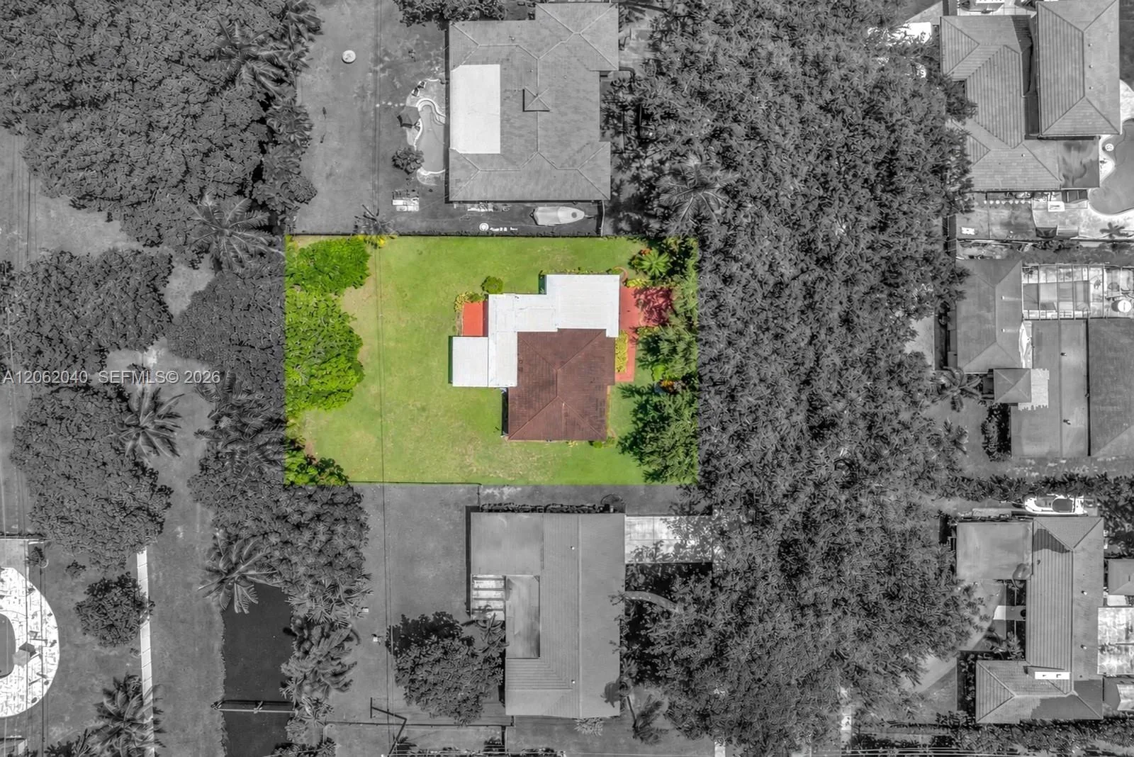 861 Holly Ln, Plantation, FL 33317