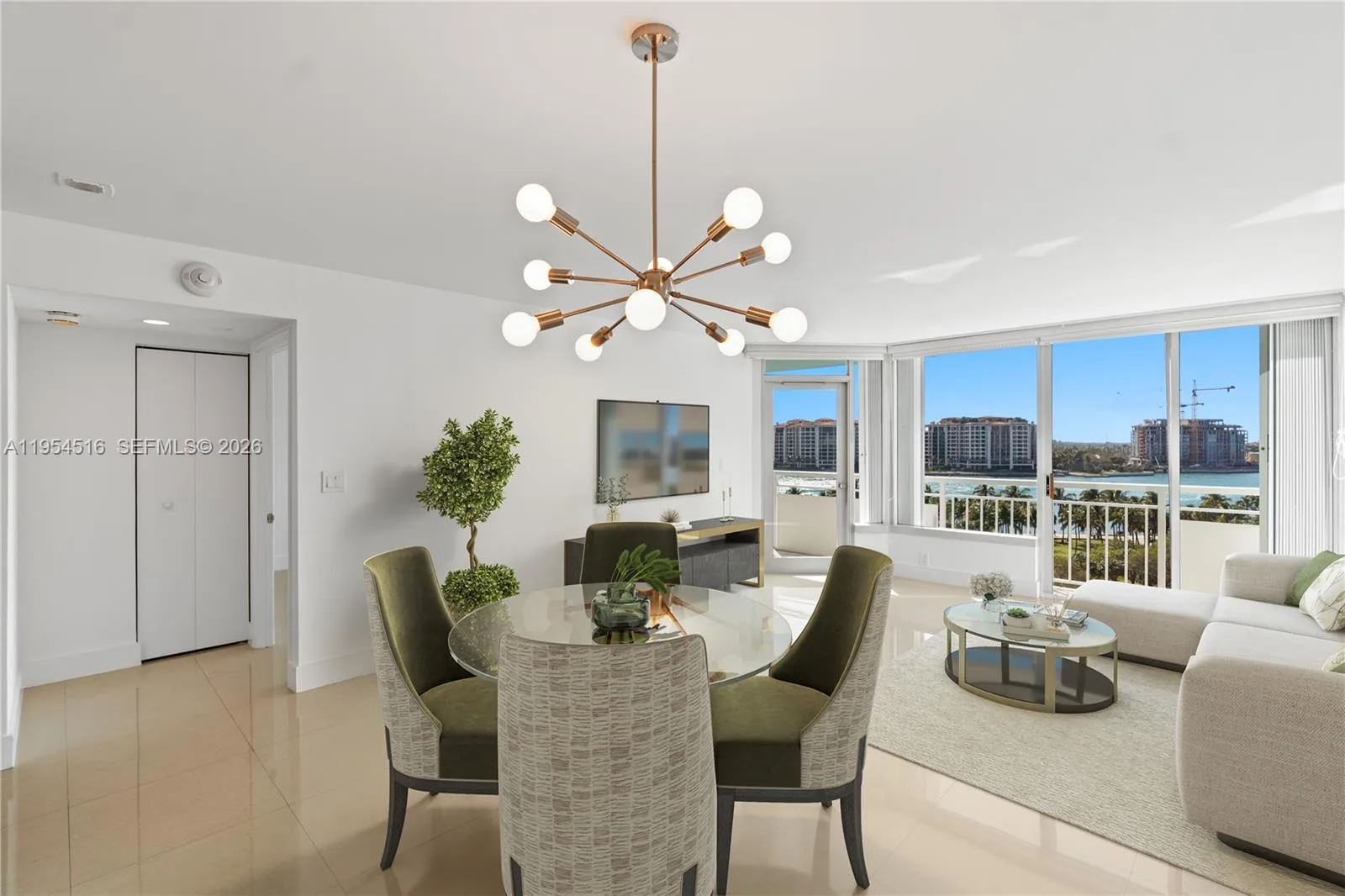 400 S Pointe Dr # 807, Miami Beach, FL 33139