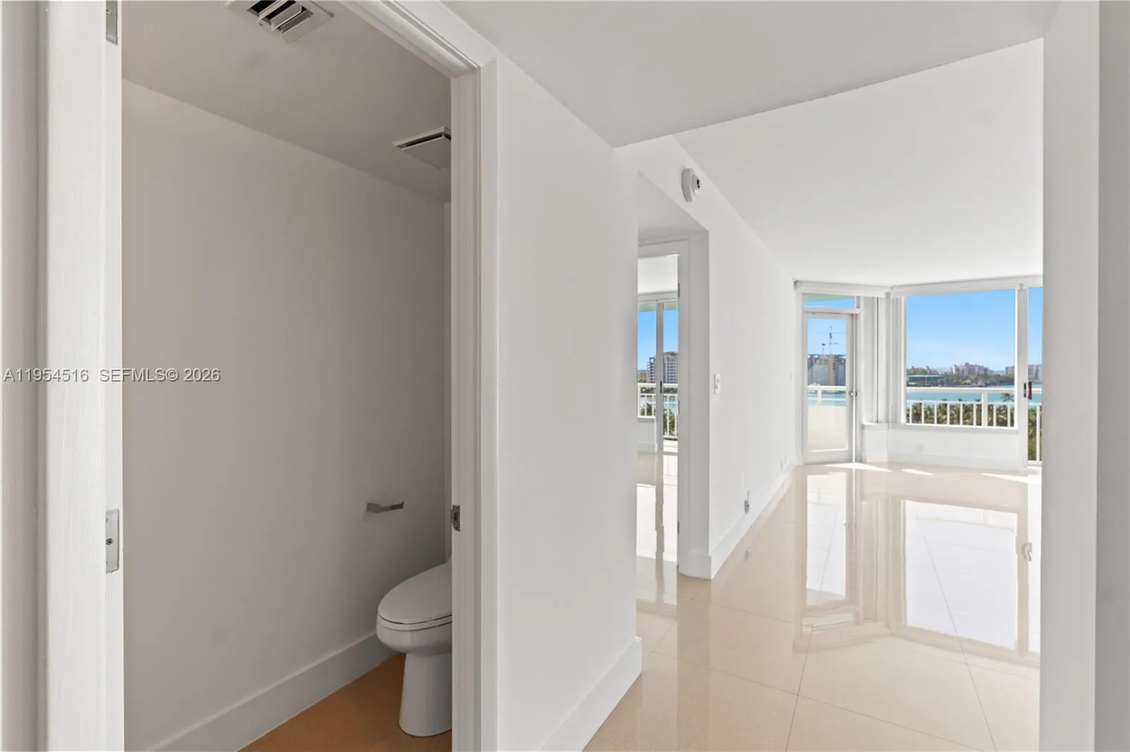 400 S Pointe Dr # 807, Miami Beach, FL 33139 photo 8