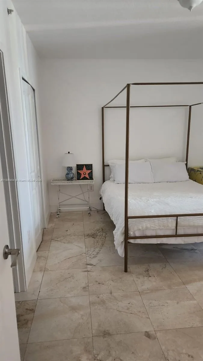 170 SE 14th St # 2405, Miami, FL 33131 photo 5