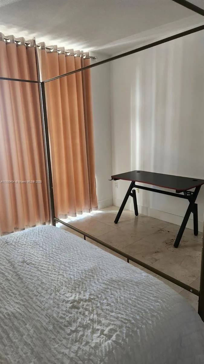 170 SE 14th St # 2405, Miami, FL 33131 photo 6