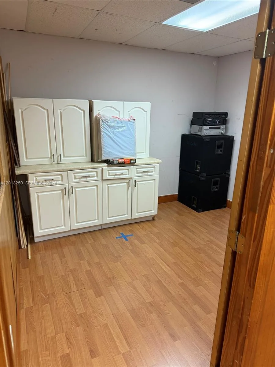 7400 NW 7th St # 201, Miami, FL 33126 photo 6