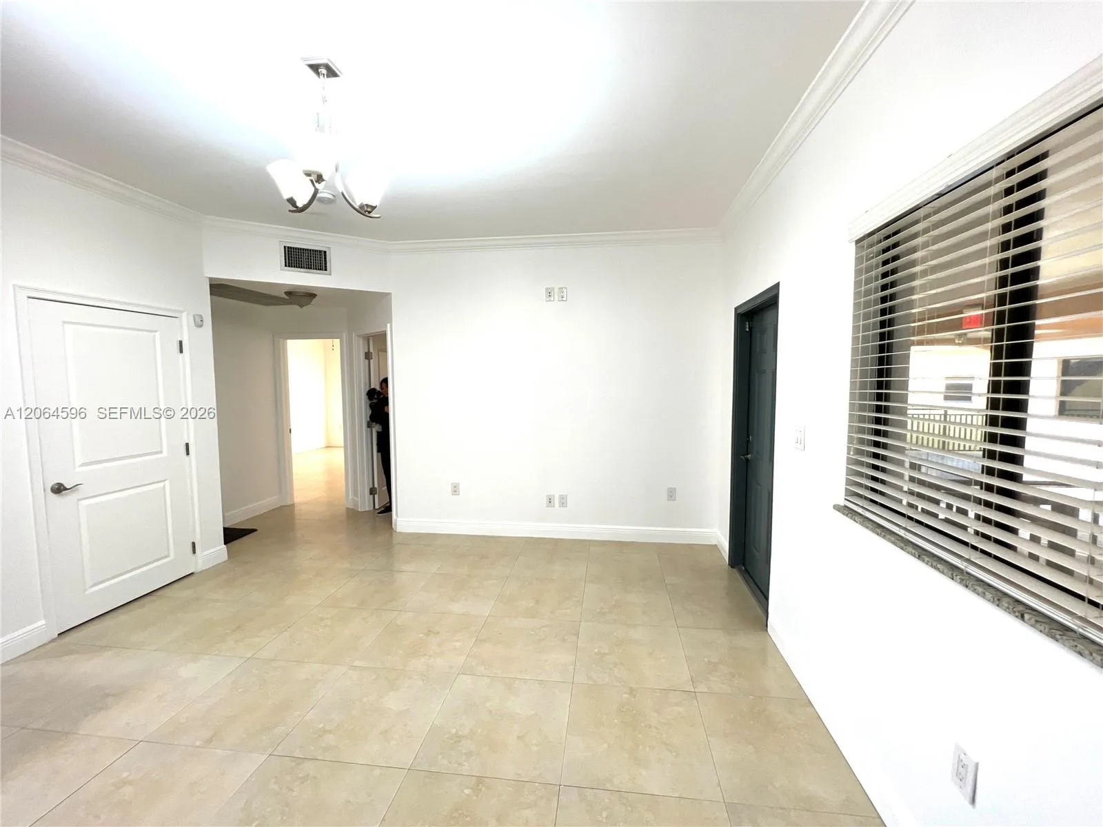 2268 SW 8th St # 5, Miami, FL 33135 photo 4