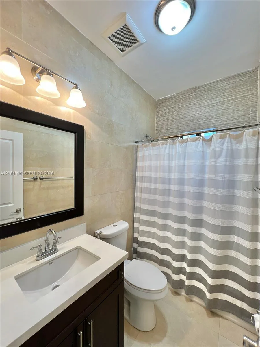 2268 SW 8th St # 5, Miami, FL 33135 photo 8