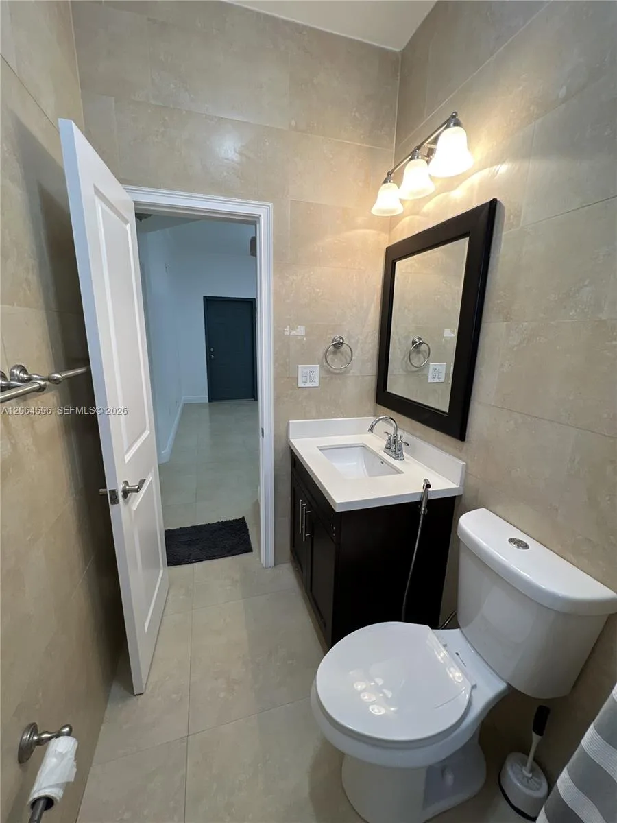 2268 SW 8th St # 5, Miami, FL 33135 photo 9