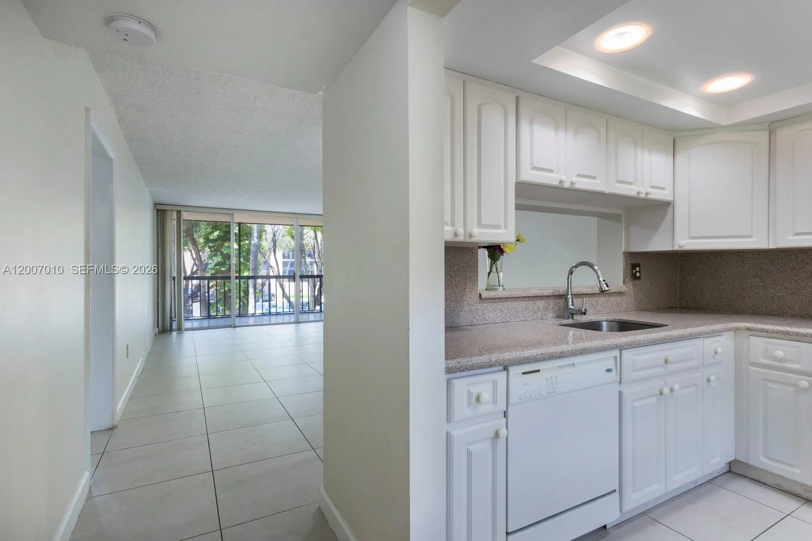 10855 SW 112th Ave # 211, Miami, FL 33176 — zdjęcie 3
