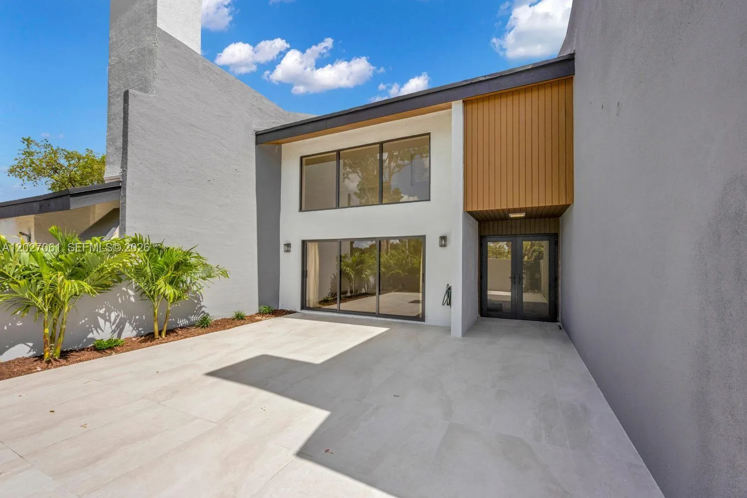 6661 SW 72nd St # 35, South Miami, FL 33143