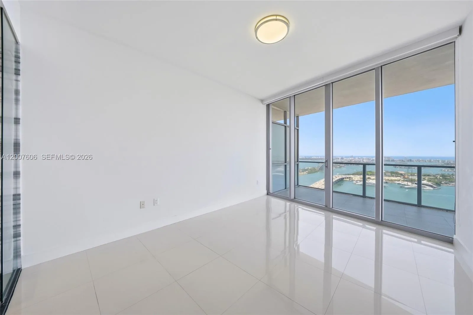 1100 Biscayne Blvd # 4402, Miami, FL 33132 photo 11