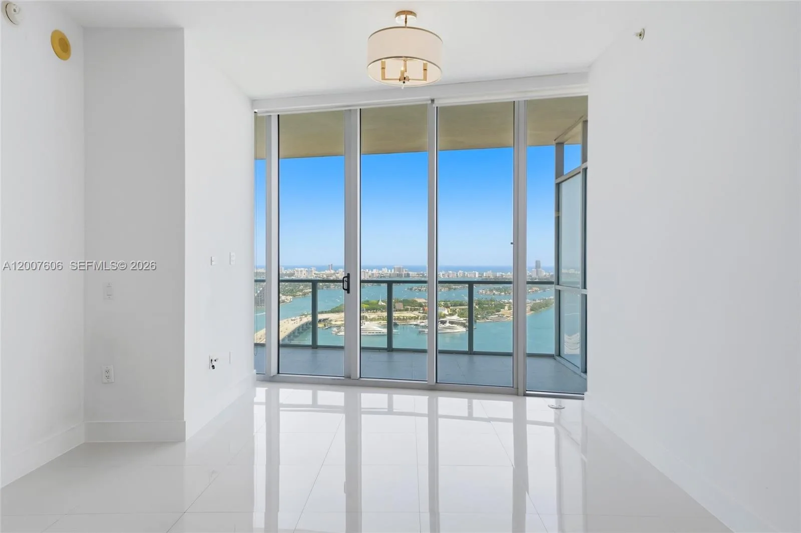 1100 Biscayne Blvd # 4402, Miami, FL 33132 photo 3