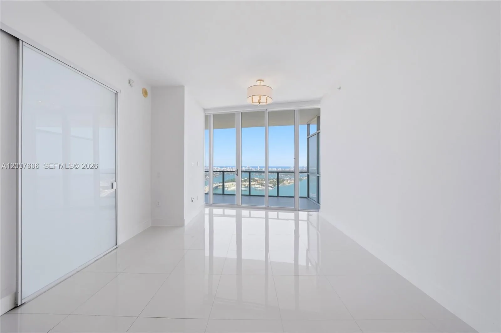 1100 Biscayne Blvd # 4402, Miami, FL 33132 photo 4