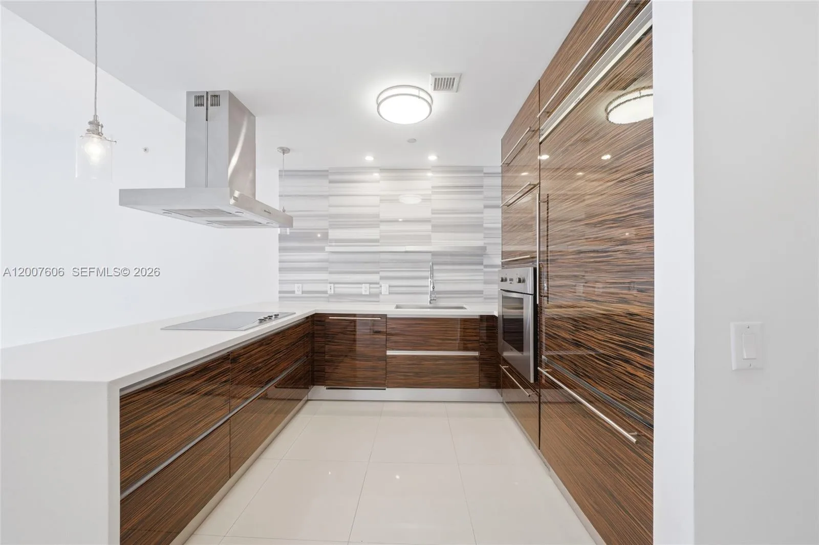 1100 Biscayne Blvd # 4402, Miami, FL 33132 photo 8
