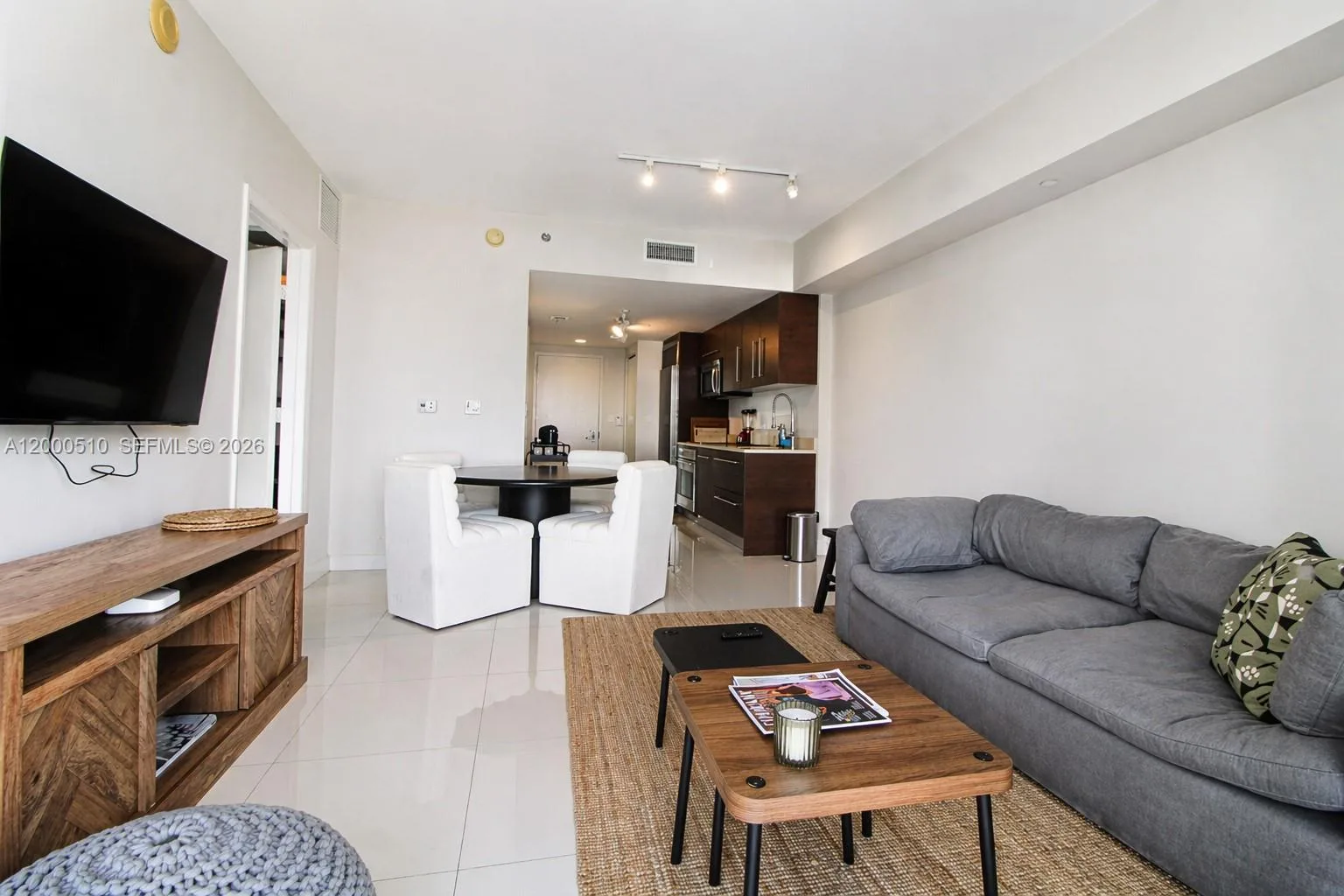 465 Brickell Ave # 4604, Miami, FL 33131 photo 9