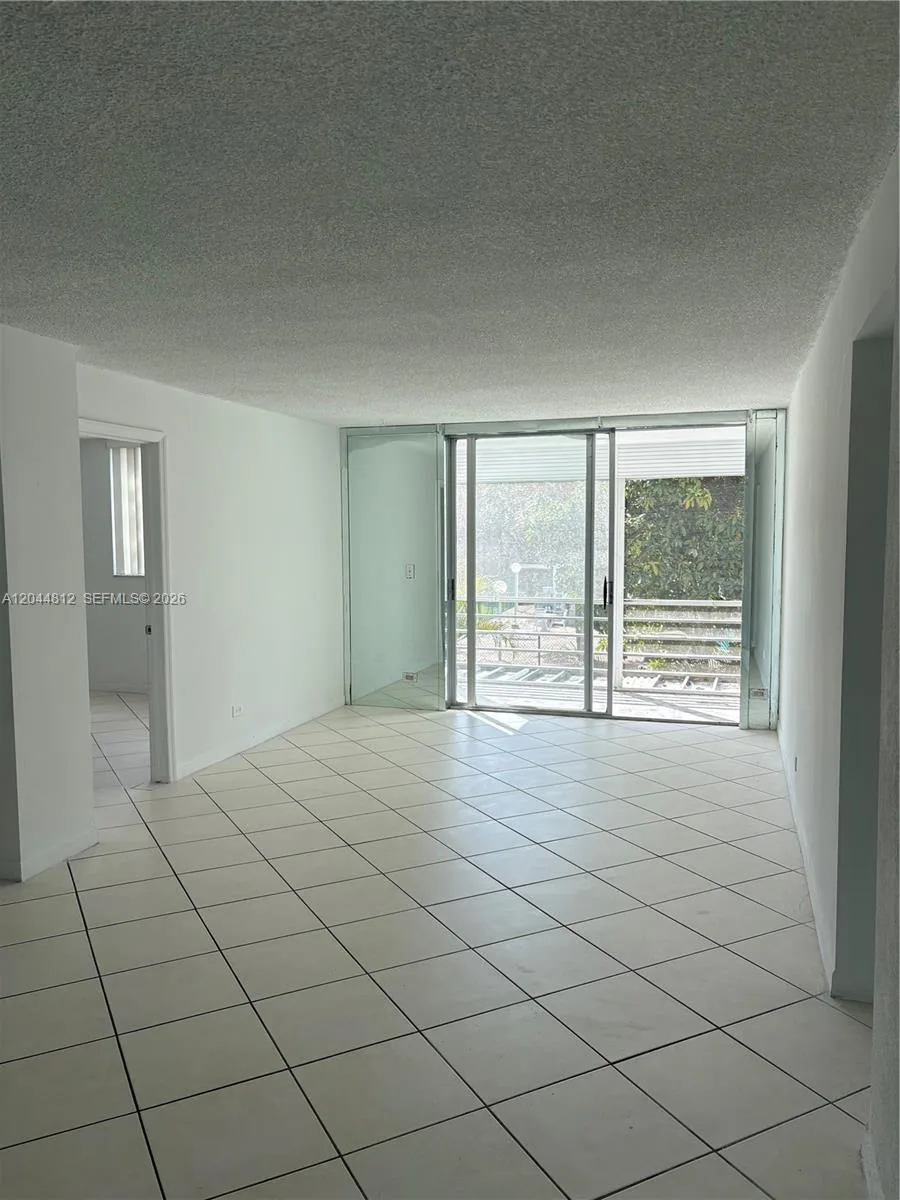 447 NE 195th St # 214, Miami, FL 33179 photo 13