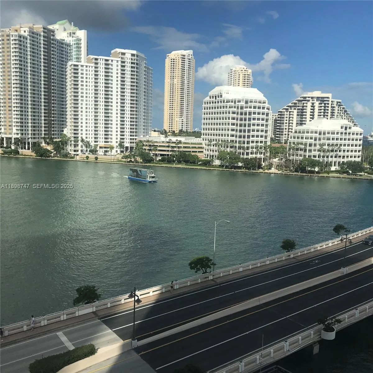 801 Brickell Bay Dr # 871, Miami, FL 33131 photo 2