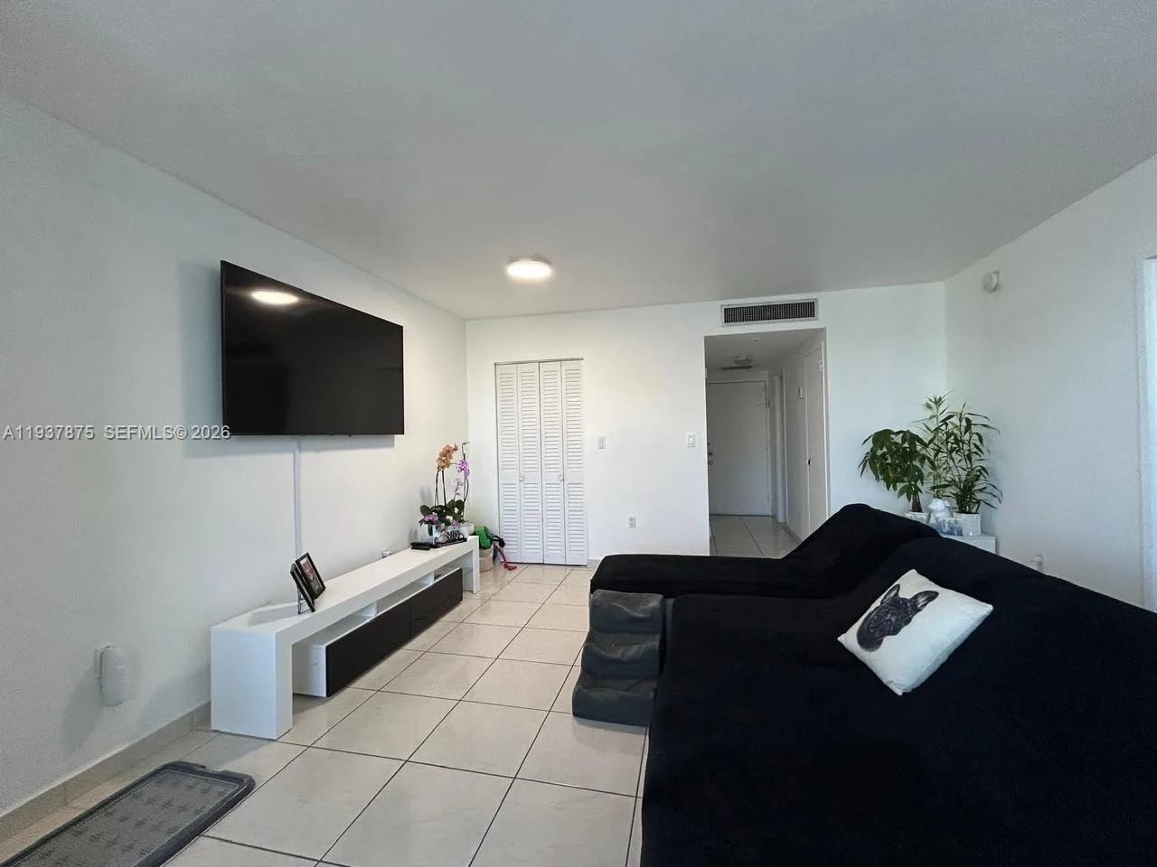 2899 Collins Ave # 1717, Miami Beach, FL 33140 photo 8